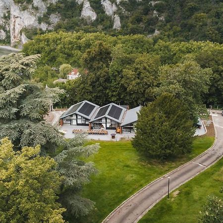 Gite De La Tour - Dinant Evasion Экстерьер фото